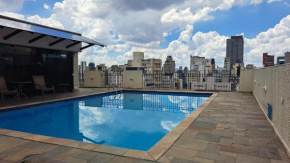 Flat Confortável - Academia - Piscina - Garagem - melhor localização do Itaim Bibi